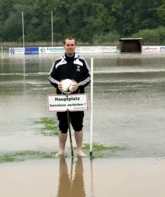 Hochwasser im Stadion Hinterm Forst