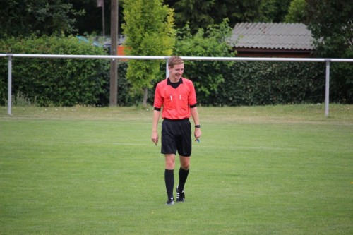 Alex Schindler Schiedsrichter-Assistent in der Bundesliga
