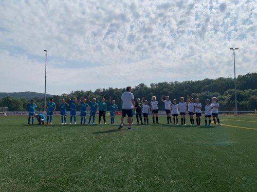 Mit Niederlage in die Ferien!!!