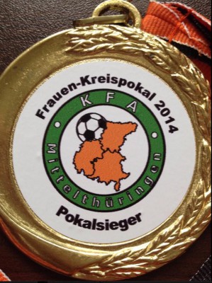 Bad Berkaer Frauen holen den Kreispokal