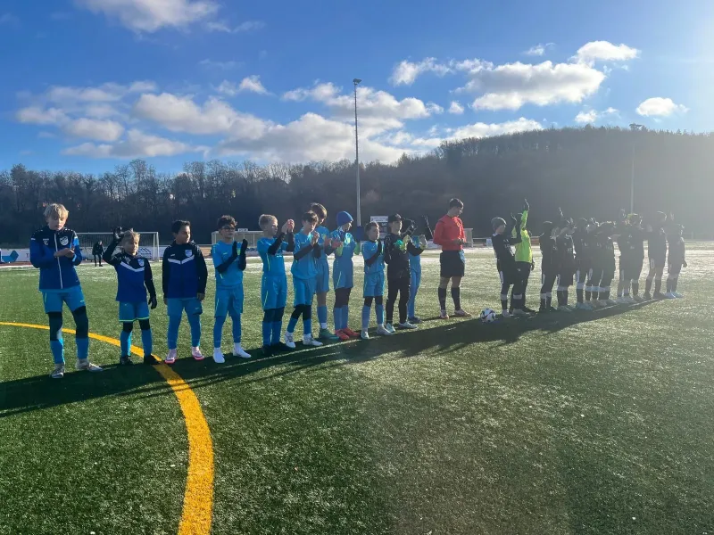 Mit zwei Gesichtern – Starke Reaktion nach Katastrophenstart