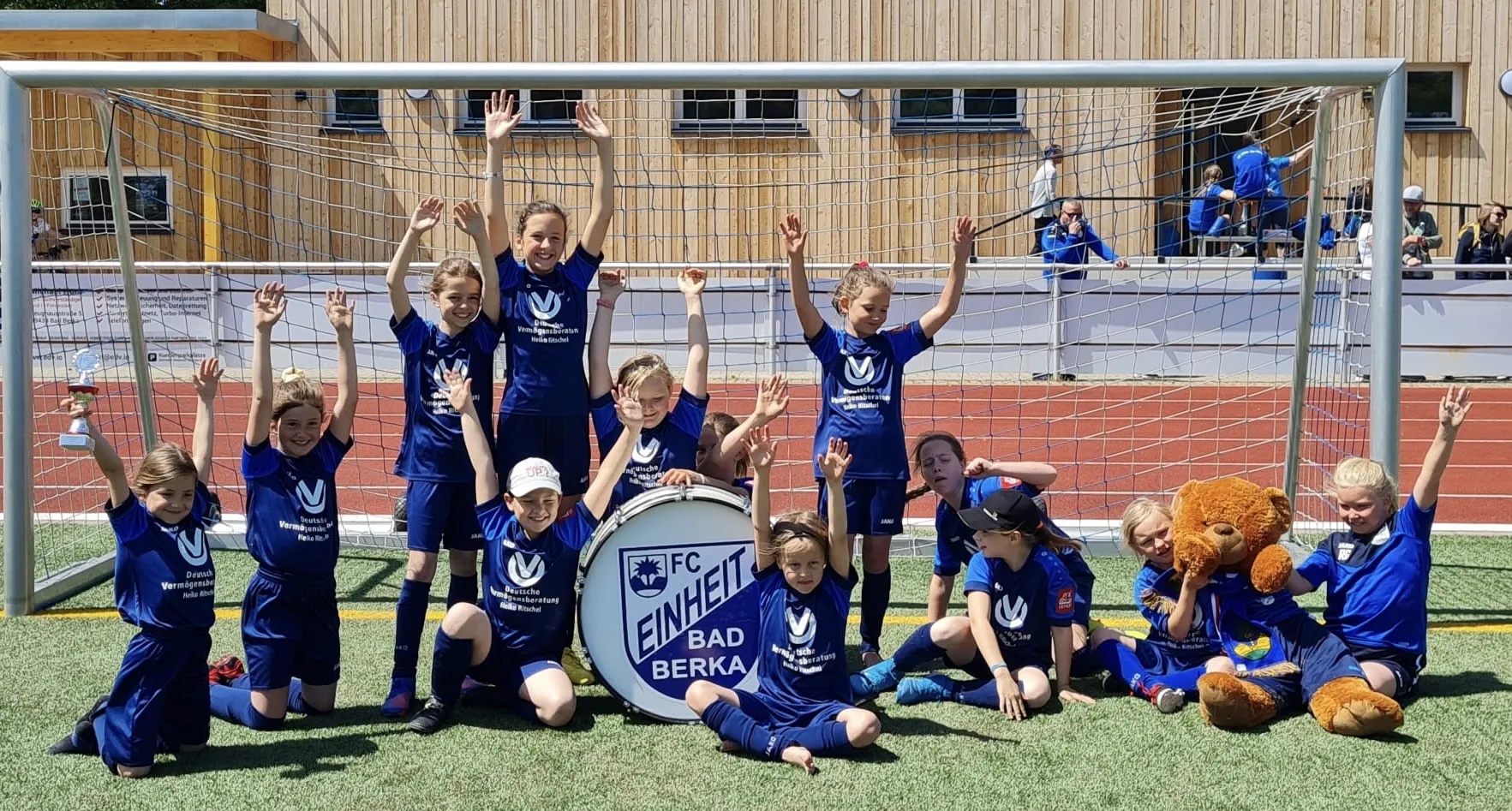 E-Juniorinnen gewinnen Heimturnier des TFV