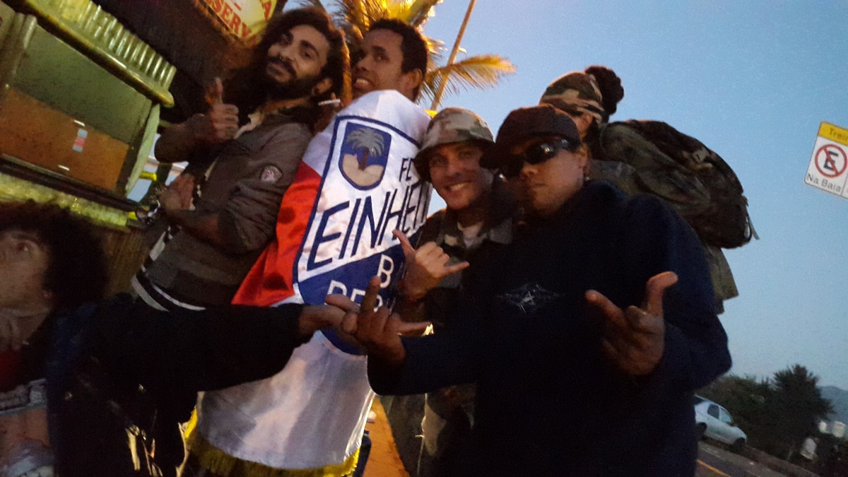 Einheit-Fahne in Favela!  Tippspiel startet in neue Saison!