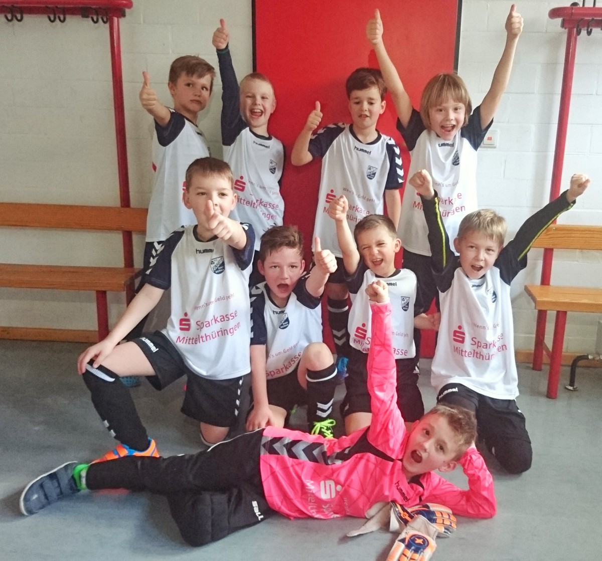 Auch die „Erste“ stürmt in die Hauptrunde!!!