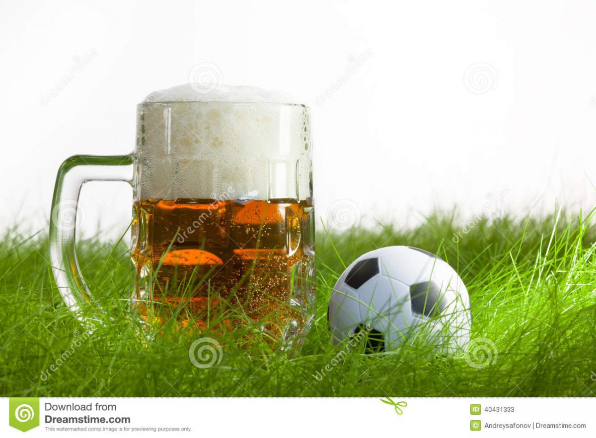 XXL-Familien-Fußballtag Sa. ab 10: Kicken,Schlemmen,hüpfen,!