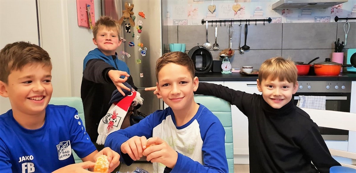 Verdienter Sieg auf schwierigem Geläuf - Halbfinale