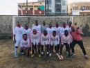 FC Einheit spendet Trikots an Straßenfußballer in Kamerun