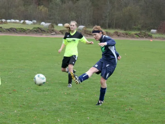 Frauen vs. Ichtershausen