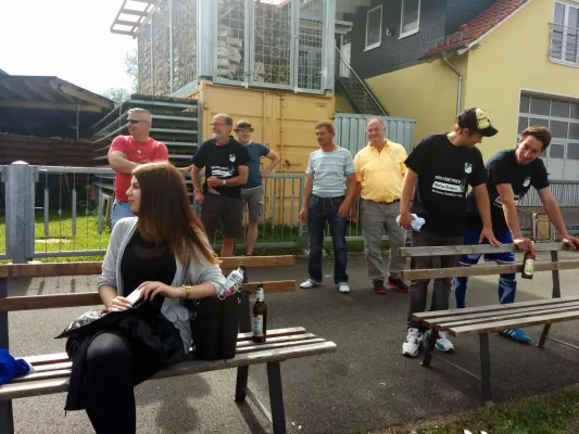 Aufstieg 2017 perfekt - Feier nach Sieg