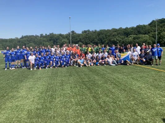 Internationales Fußballturnier